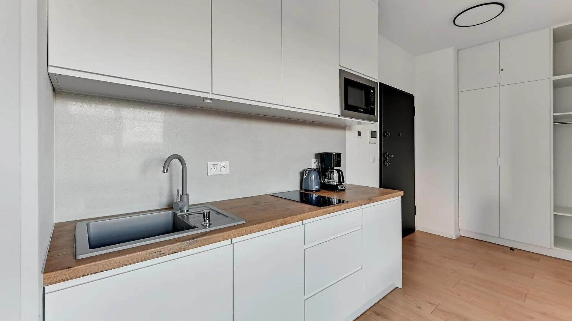 Doki Living & Foodhall Apartament Gdansk